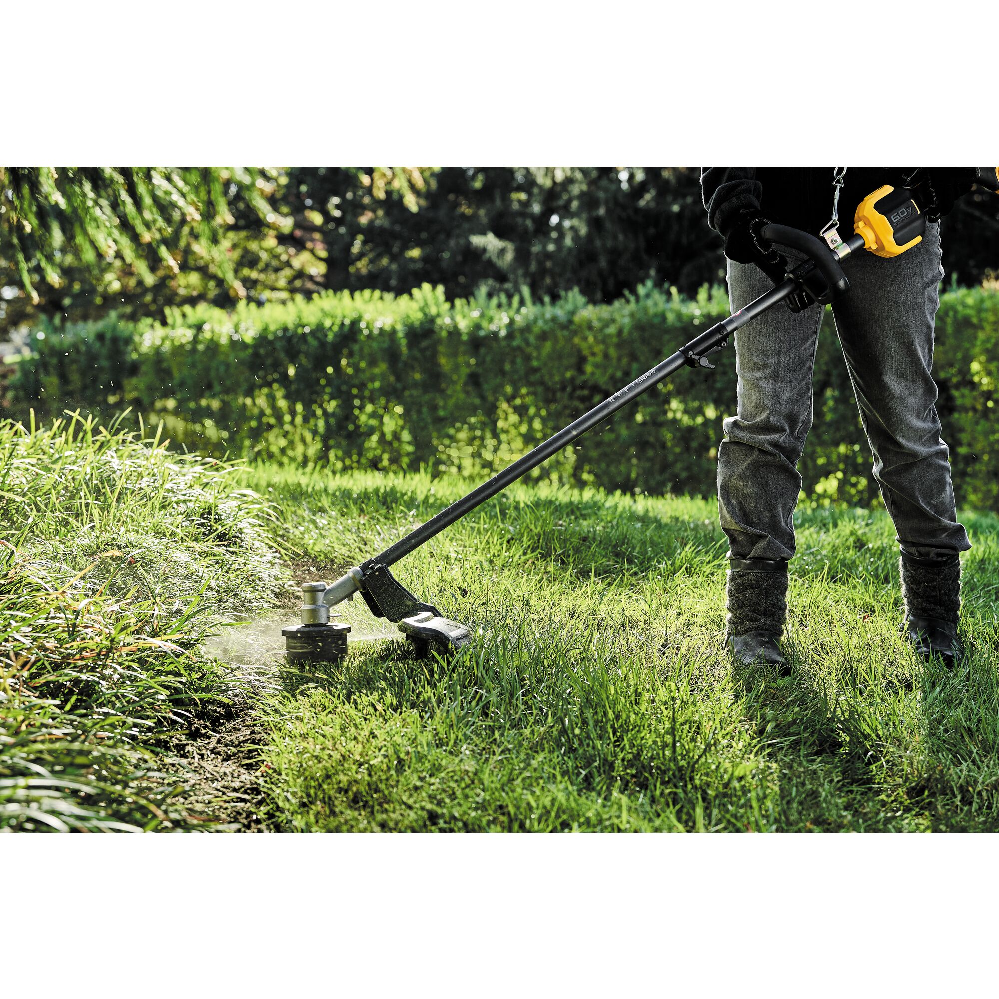 DEWALT 54V XR FLEXVOLT Split boom grastrimmer (met 9.0Ah accu en lader) 7 DEWALT 54V XR FLEXVOLT Split boom grastrimmer (met 9.0Ah accu en lader) - Afbeelding 7