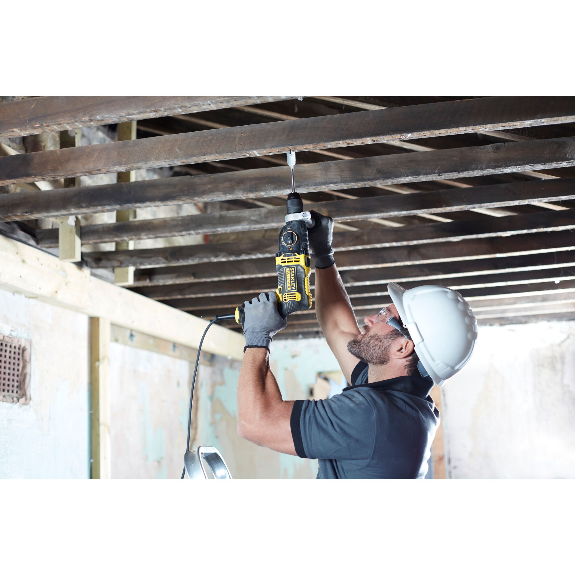 STANLEY FATMAX 1100W Klopboormachine met 2 Snelheden in koffer 5 STANLEY FATMAX 1100W Klopboormachine met 2 Snelheden in koffer - Afbeelding 5