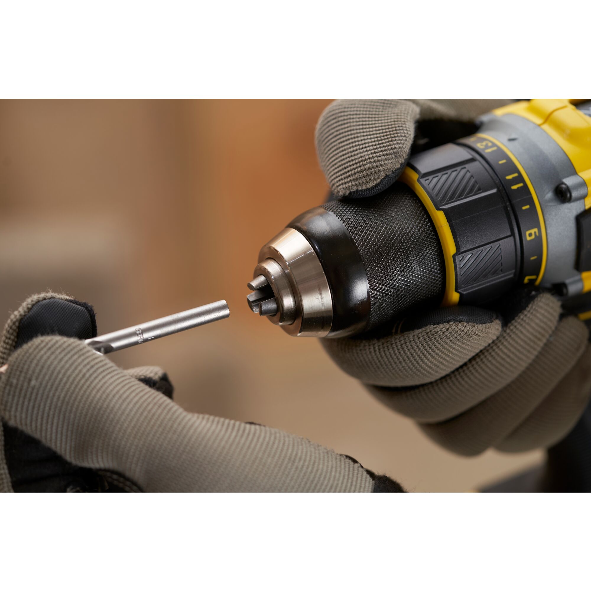 STANLEY FATMAX V20 18V Brushless Schroef-/boormachine in koffer (met 2x 2.0Ah accu en lader) 6 STANLEY FATMAX V20 18V Brushless Schroef-/boormachine in koffer (met 2x 2.0Ah accu en lader) - Afbeelding 6