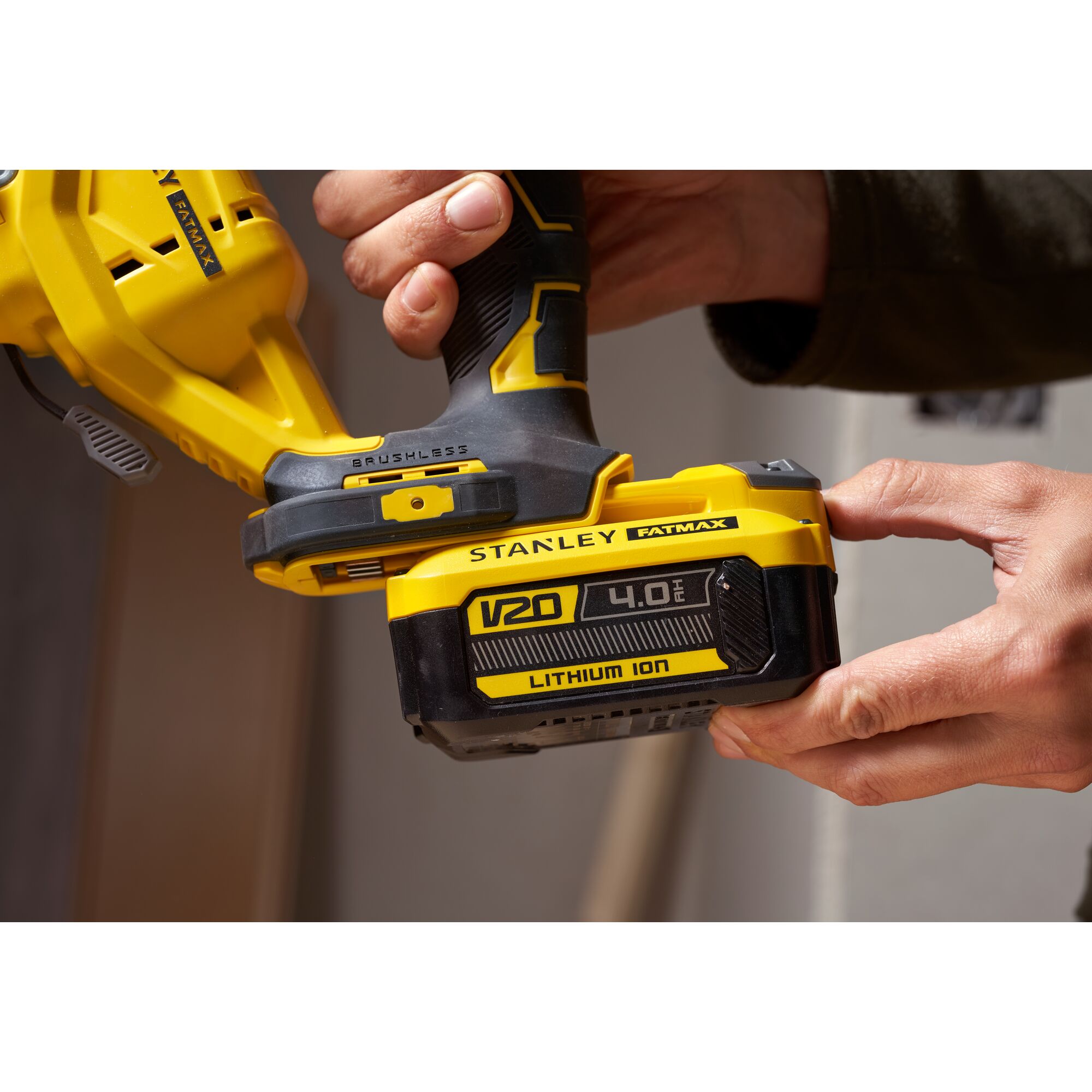 STANLEY FATMAX V20 18V 2x4.0Ah BL Pendeldecoupeerzaag 10 STANLEY FATMAX V20 18V 2x4.0Ah BL Pendeldecoupeerzaag - Afbeelding 10
