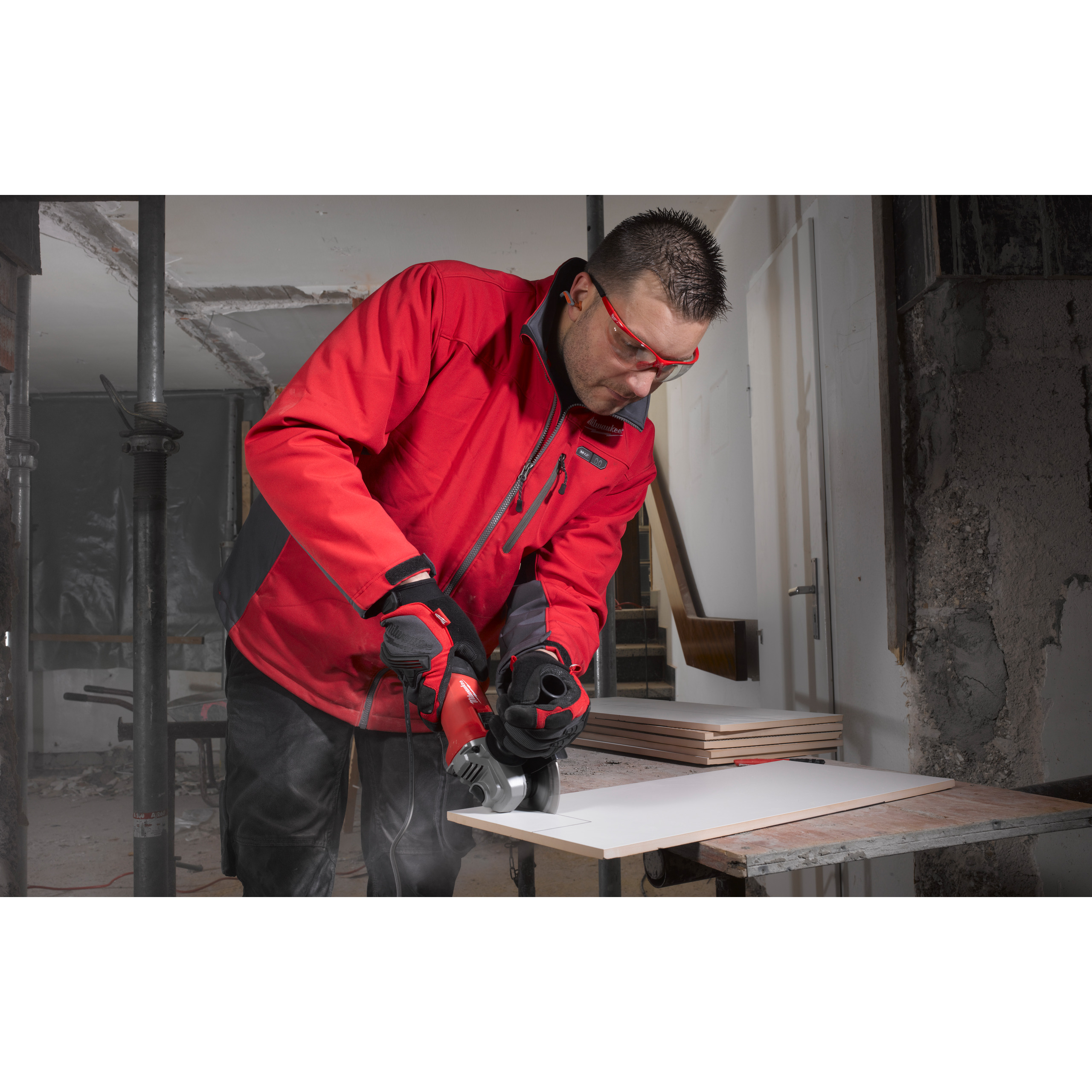 Milwaukee 800 Watt haakse slijpmachine 3 Milwaukee 800 Watt haakse slijpmachine - Afbeelding 3