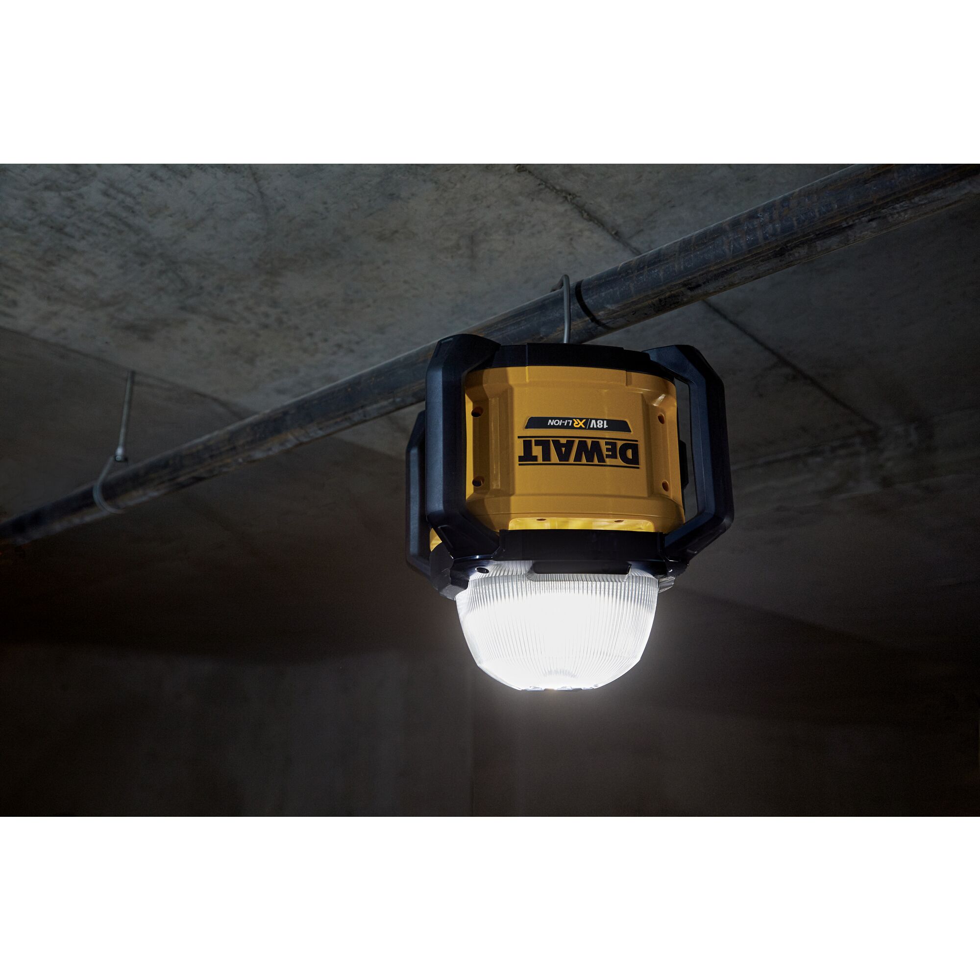 DEWALT LED Werklamp 18V XR (zonder accu en lader) 7 DEWALT LED Werklamp 18V XR (zonder accu en lader) - Afbeelding 7