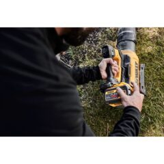 Ecomm Large DCMBL777B F2