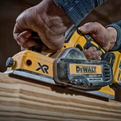 DEWALT Borstelloze Schaafmachine 18V XR (in TSTAK koffer, met 2x 5.0Ah accu en XR multilader) 14 Ecomm Large DCP580P2 A3
